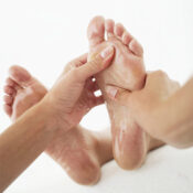 Reflexology – our feet connect directly to our healthy organs!